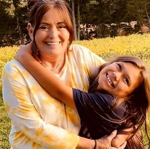 Meet your Posher, Liz